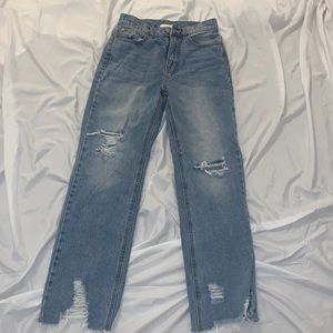 BDG Ripped jeans